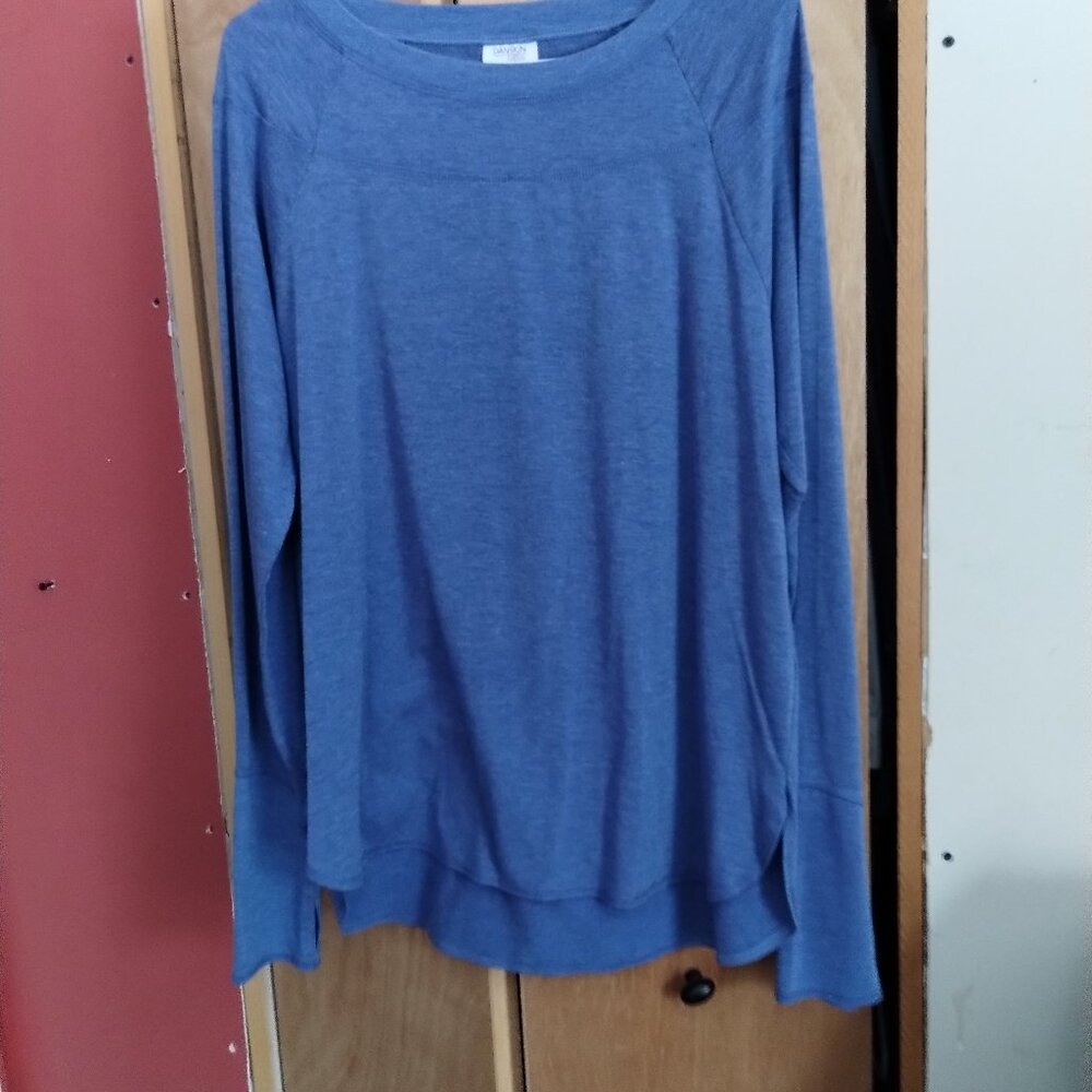 Danskin NOW Ladies Knit Top
